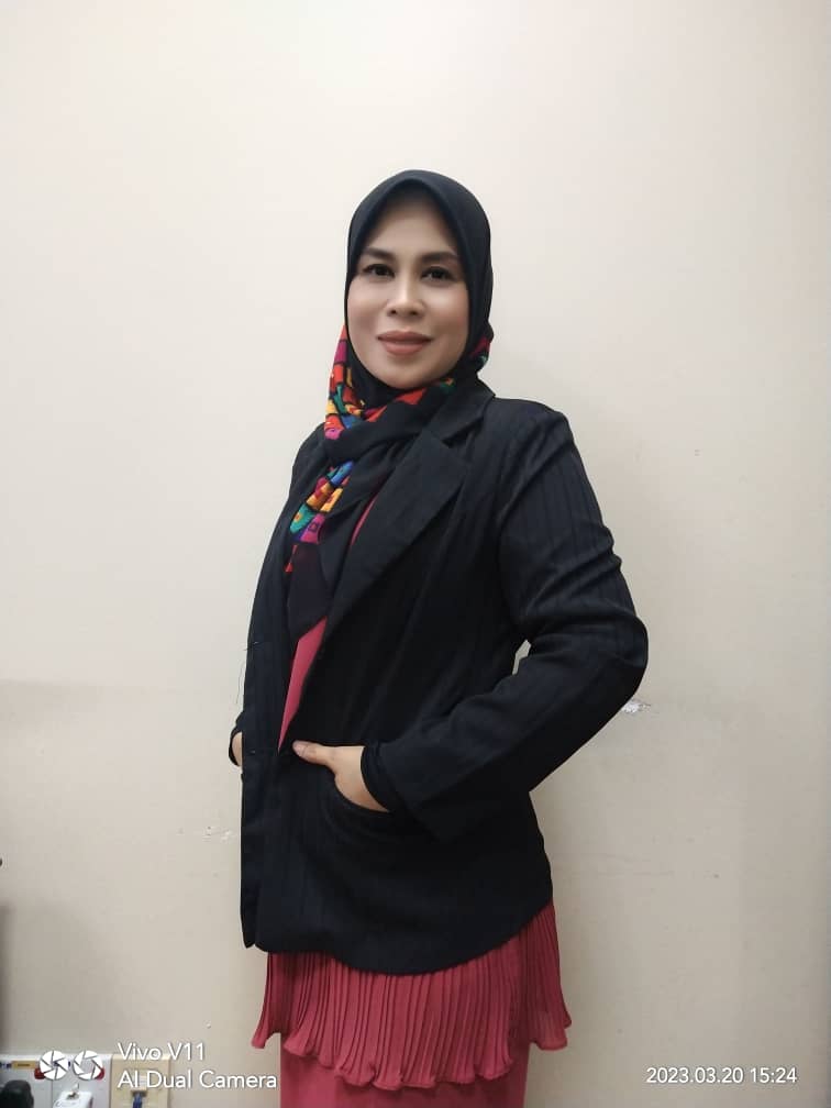 PUAN UMMI KALTHUM BINTI OTHMAN