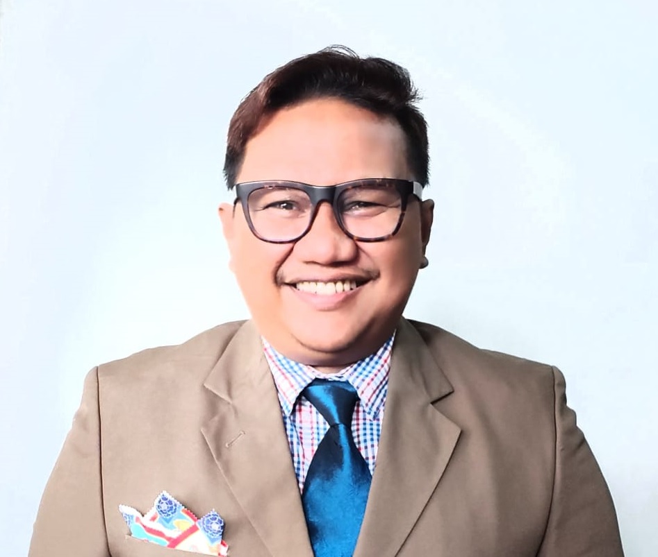 Dr. DEDEN WITARSYAH